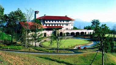 Kaifuyo Country Club Clubhouse