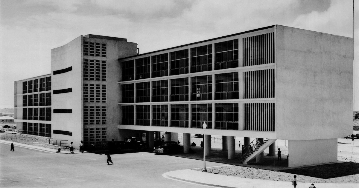 旧琉球政庁舎 | オフィス・庁舎 | 実績紹介 | 松田平田設計