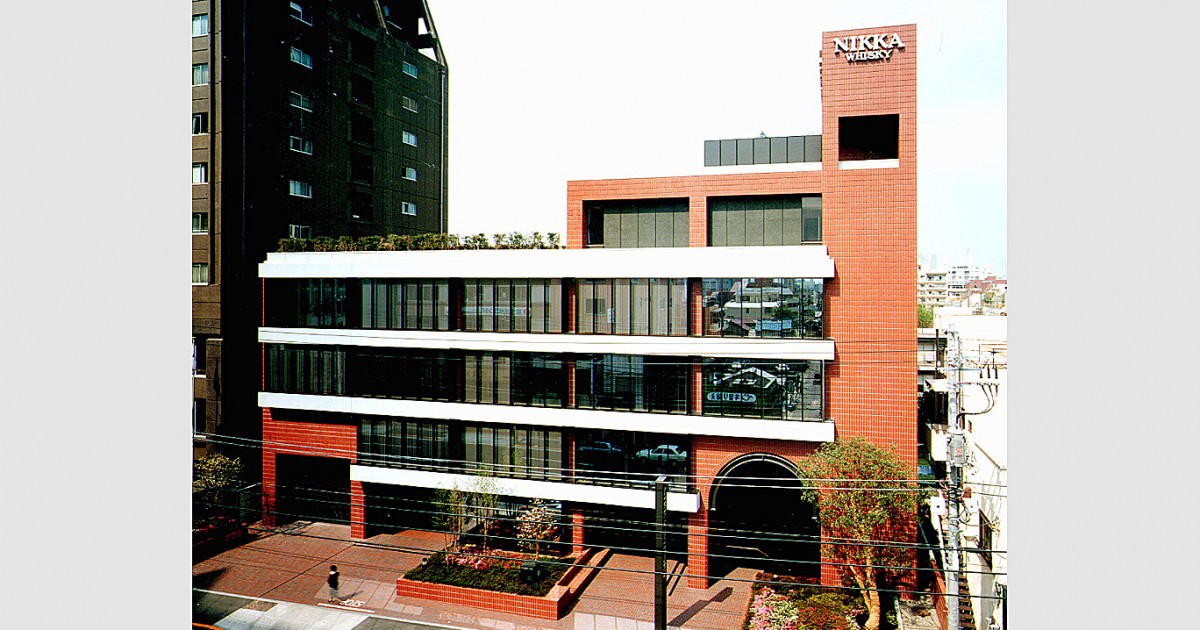 ニッカウヰスキー　￼NEC本社ビルスーパータワー完成記念ウイスキー　(外箱付) ニッカウイスキー NEC本社ビル竣工記念ボトル 古酒、未開封