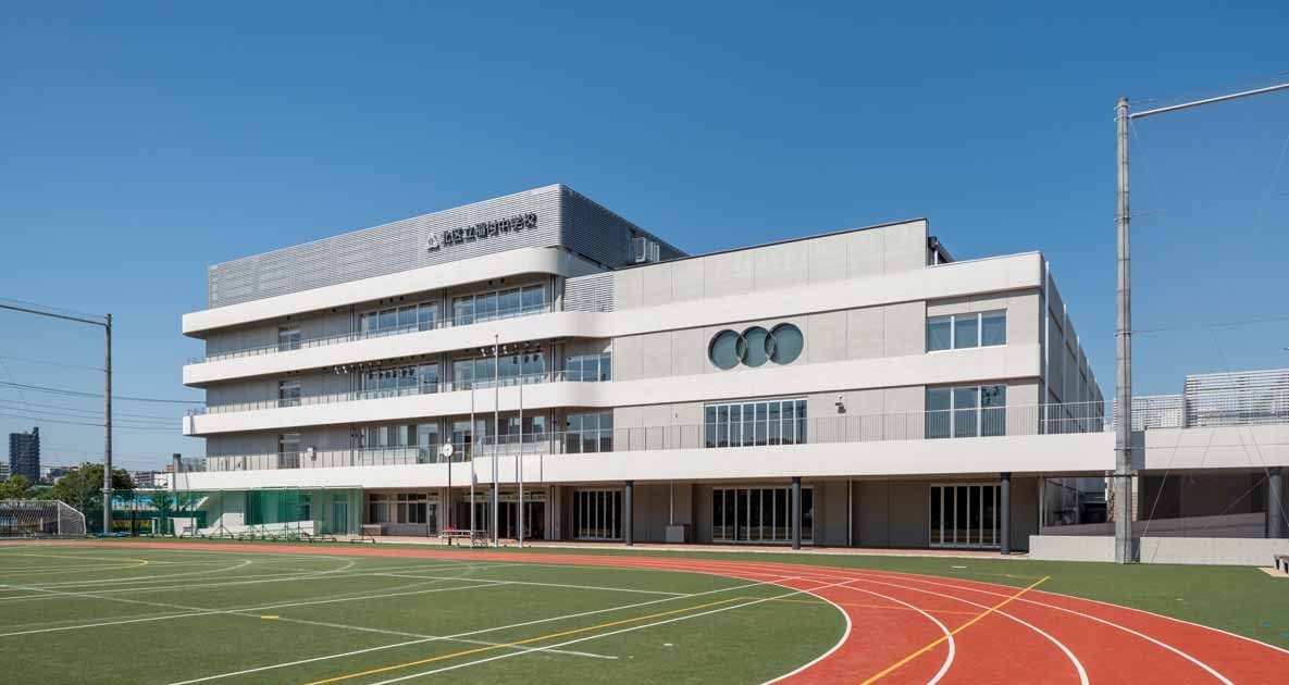 行け！稲中学校！ 北区立稲付中学校 | 教育・研究 | 実績紹介 | 松田平田設計